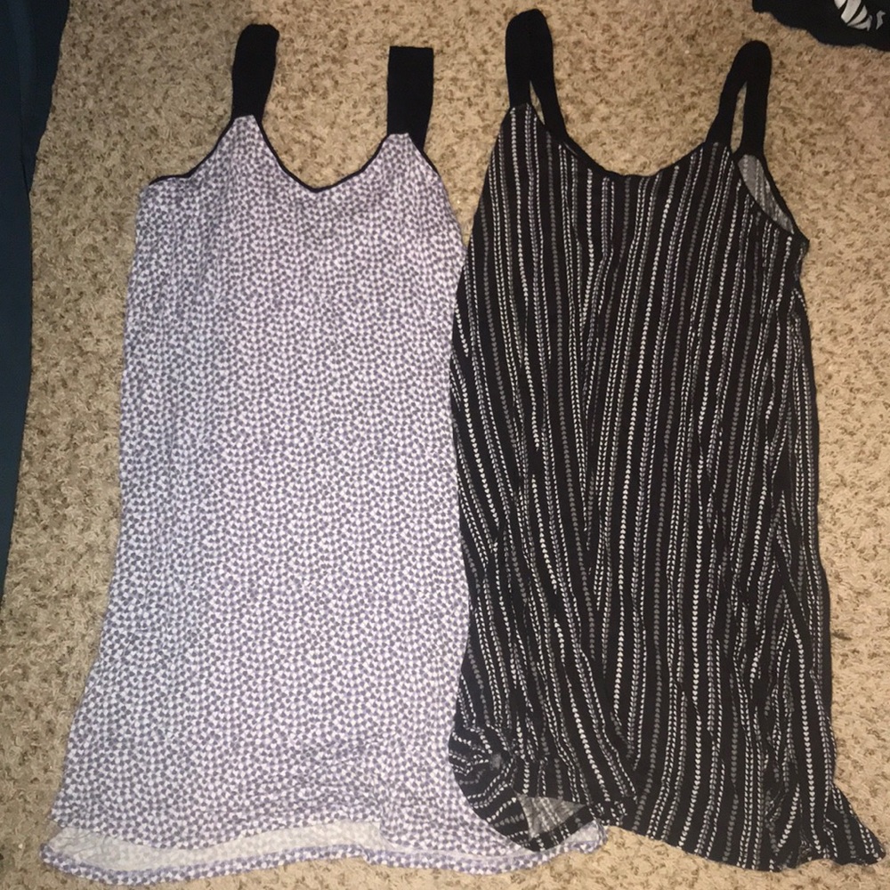 2 SMALL Vera Wang night gown (ONE NEW & other used once) LIKE NEW